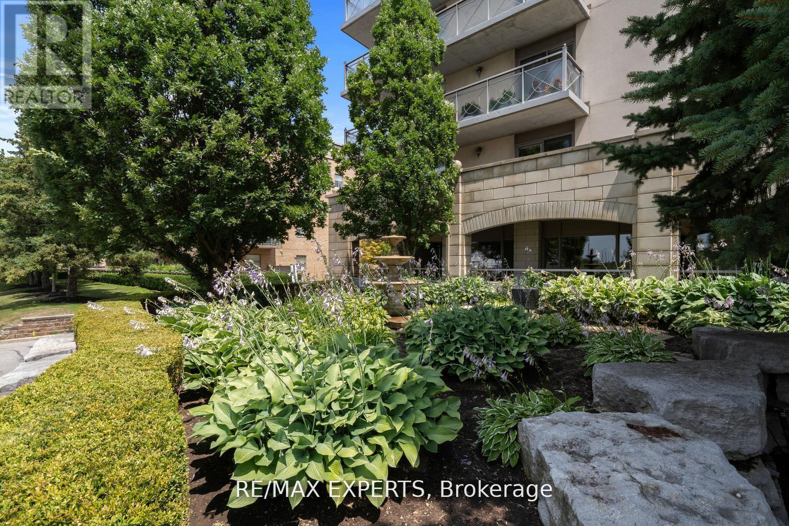 213 - 2500 Rutherford Road, Vaughan, Ontario L4K 5R1 - Photo 3 - N12689782