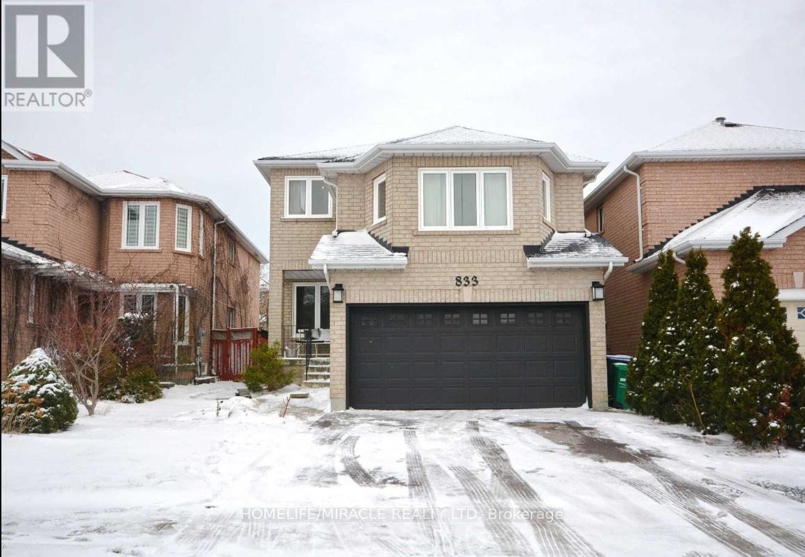 Upper - 833 Mays Crescent, Mississauga, Ontario  L5V 2G6 - Photo 1 - W12689804