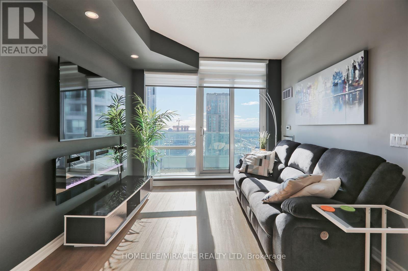 2603 - 1 Elm Drive, Mississauga, Ontario  L5B 4M2 - Photo 11 - W12689806