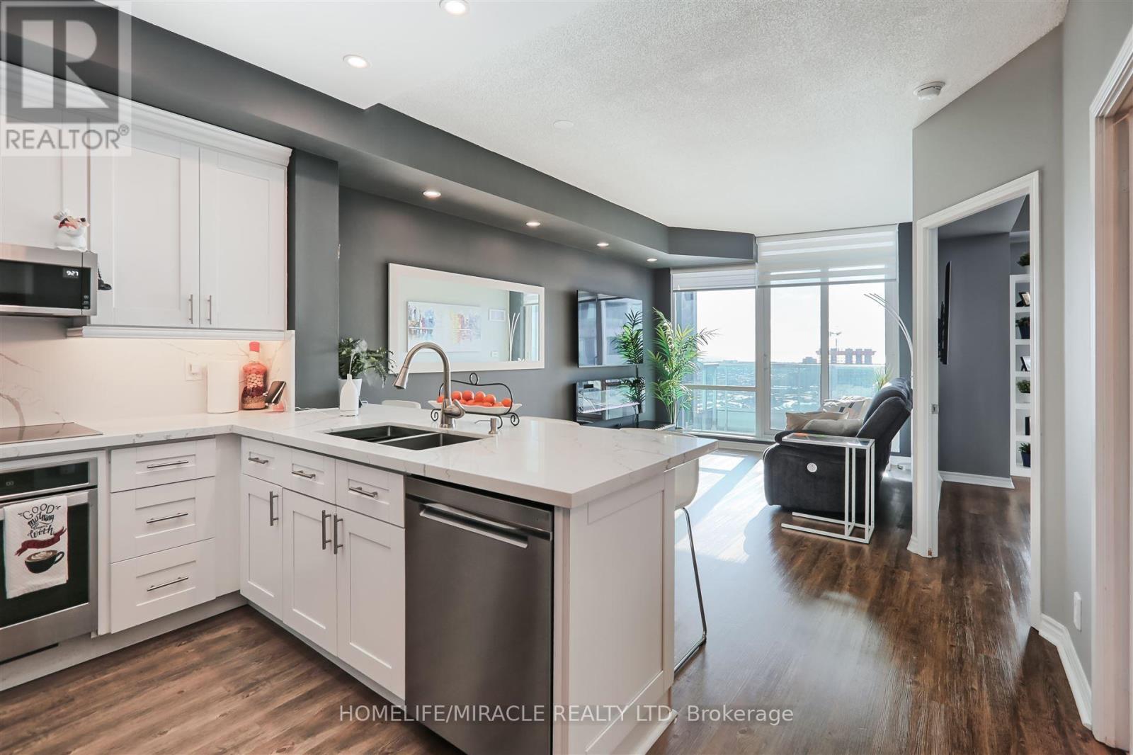 2603 - 1 Elm Drive, Mississauga, Ontario  L5B 4M2 - Photo 4 - W12689806