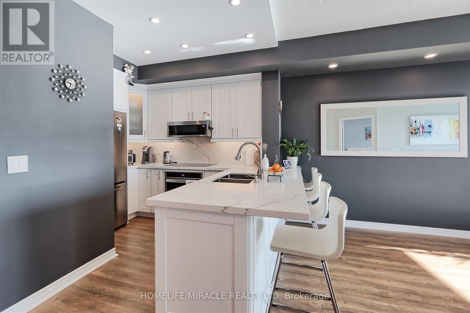 2603 - 1 Elm Drive, Mississauga, Ontario  L5B 4M2 - Photo 7 - W12689806