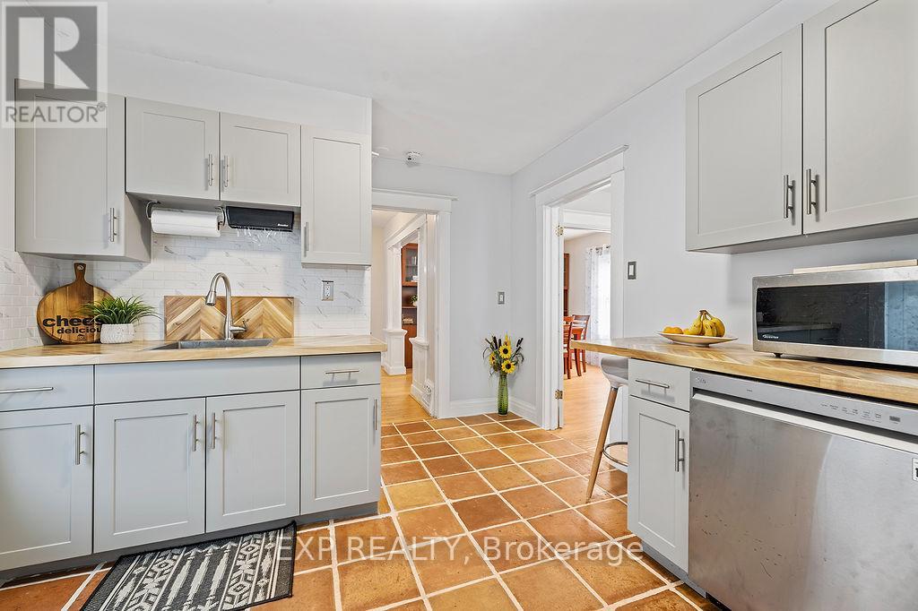 77 York Street, St. Catharines, Ontario  L2R 6C8 - Photo 14 - X12689784