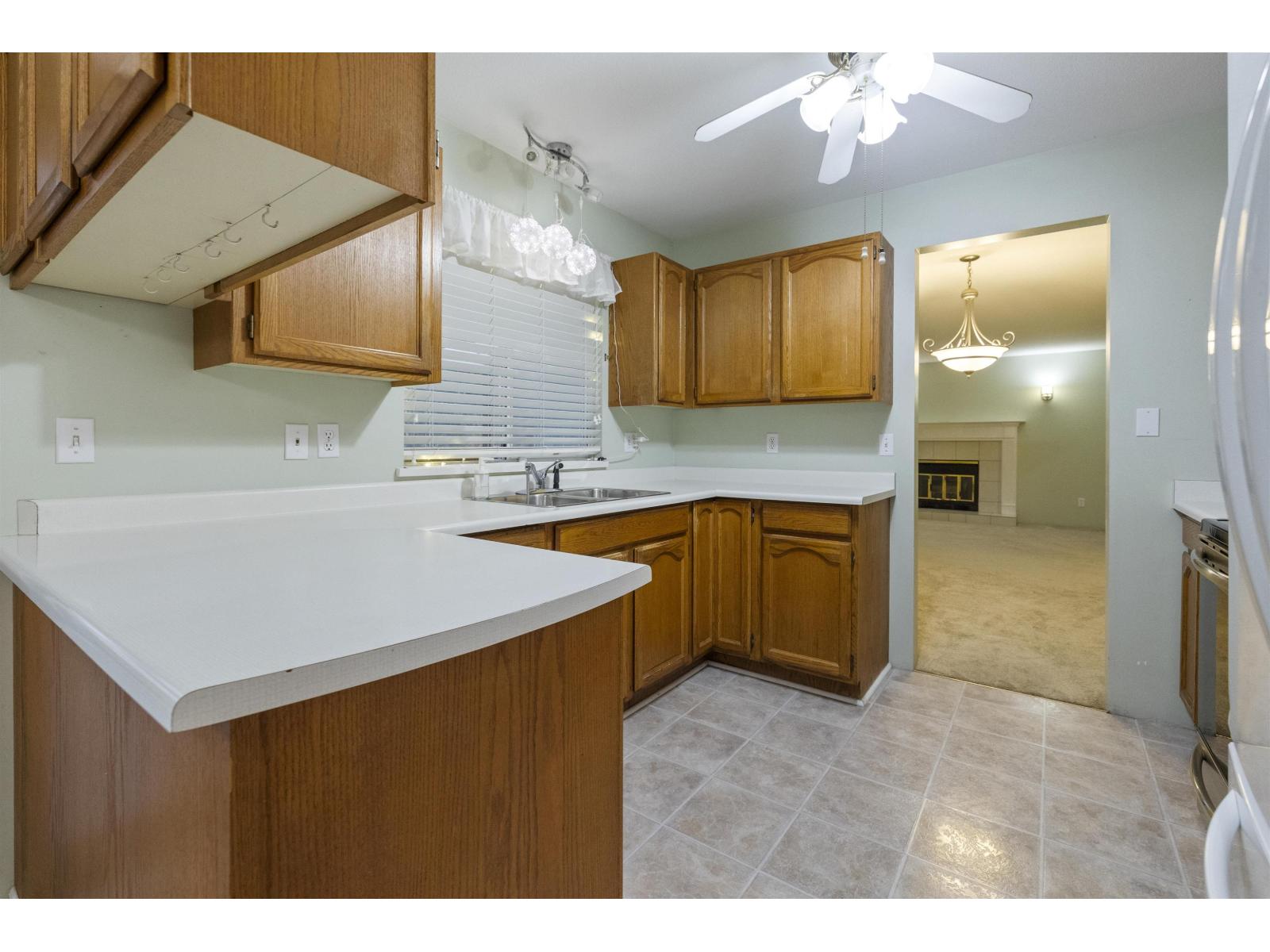 16122 92 Avenue, Surrey, British Columbia  V4N 3C4 - Photo 10 - R3077015