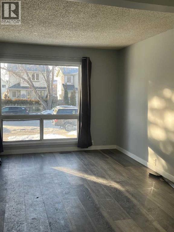 5, 220 Erin Mount Crescent Se, Calgary, Alberta  T2B 2T2 - Photo 2 - A2277712