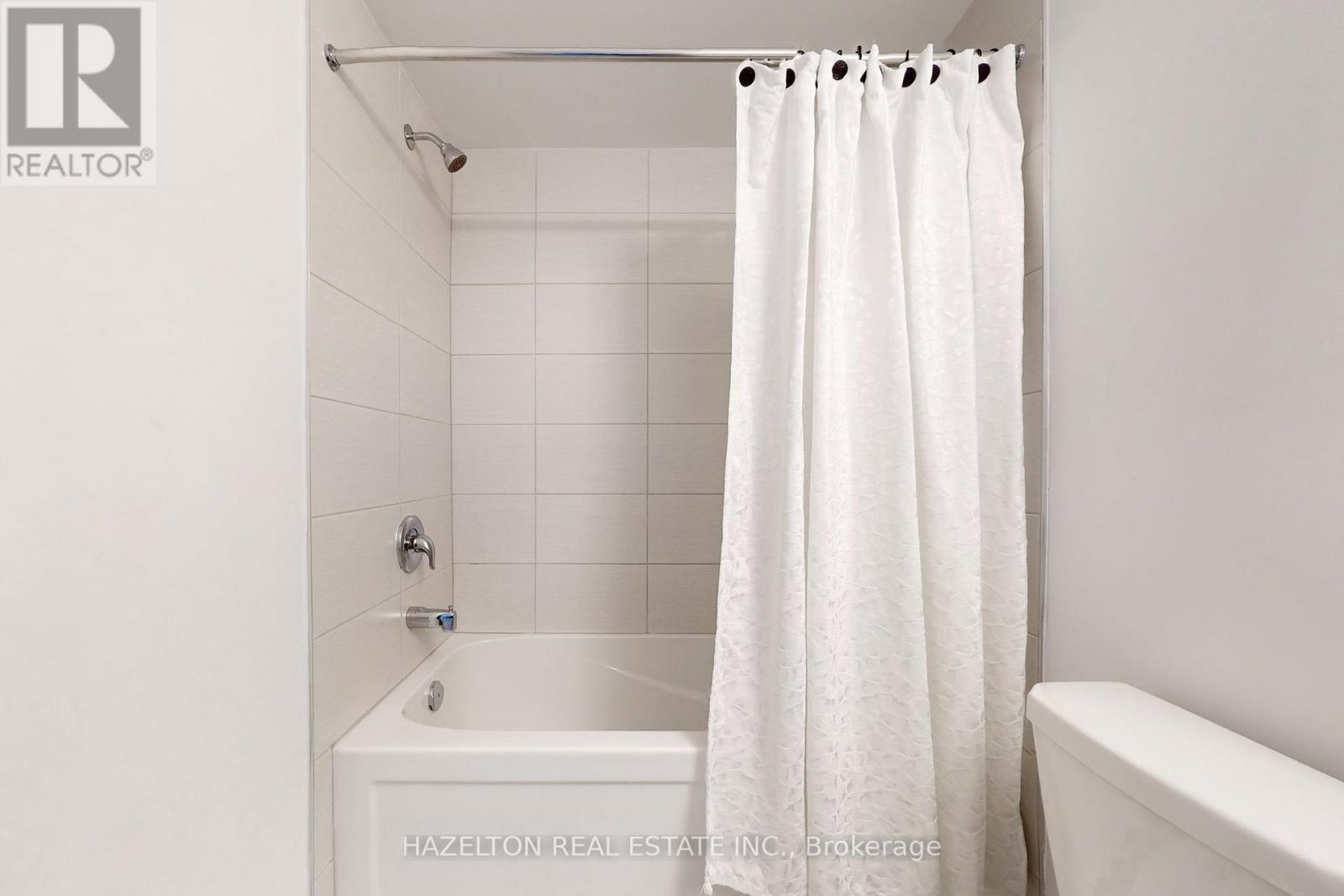 11 Pegler Street, Ajax, Ontario  L1S 7M3 - Photo 39 - E12687788