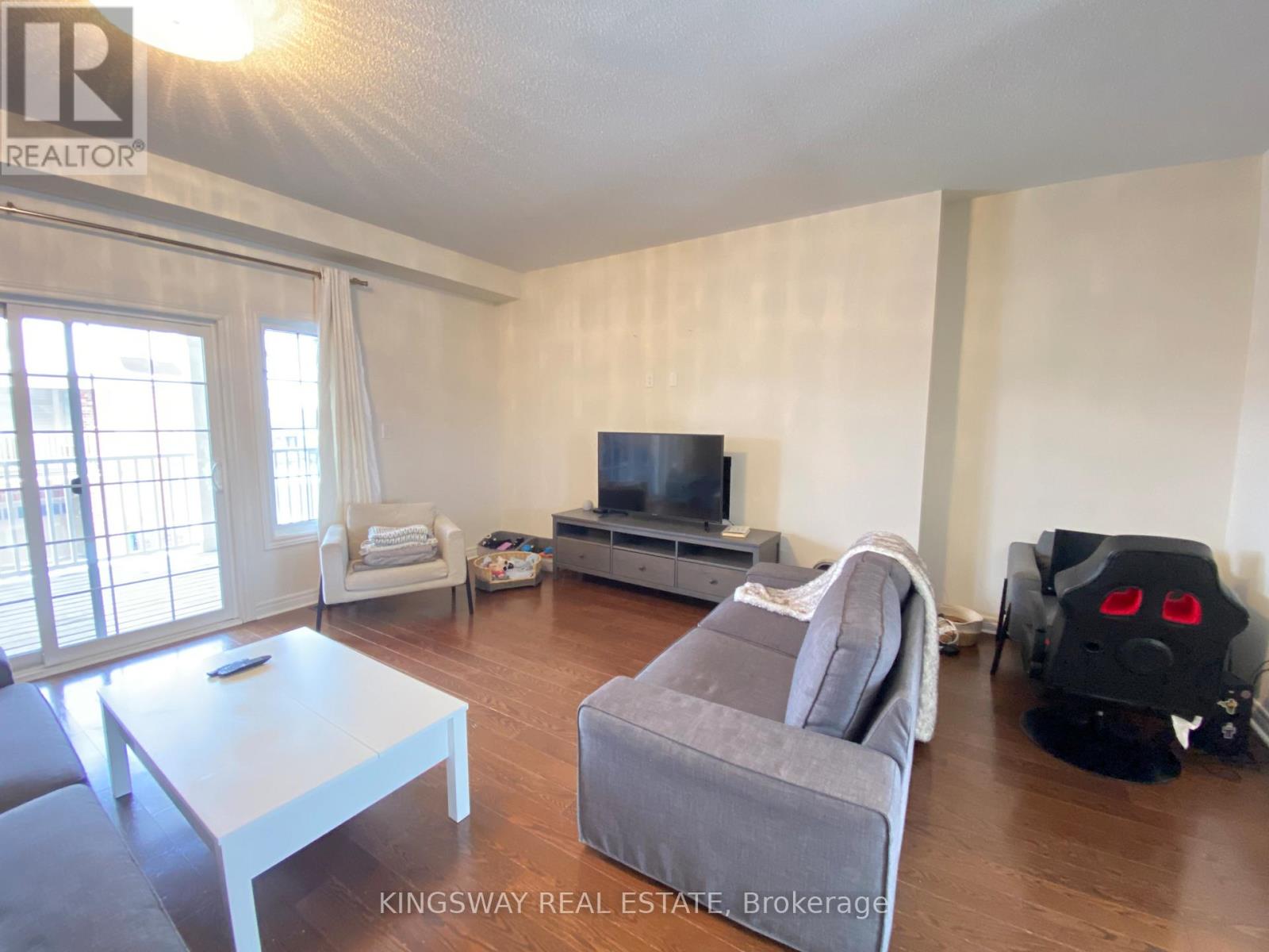 14 Mcdevitt Lane, Caledon, Ontario  L7C 3S2 - Photo 18 - W12688380