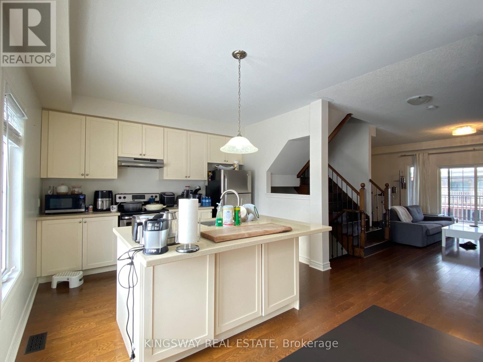 14 Mcdevitt Lane, Caledon, Ontario  L7C 3S2 - Photo 25 - W12688380