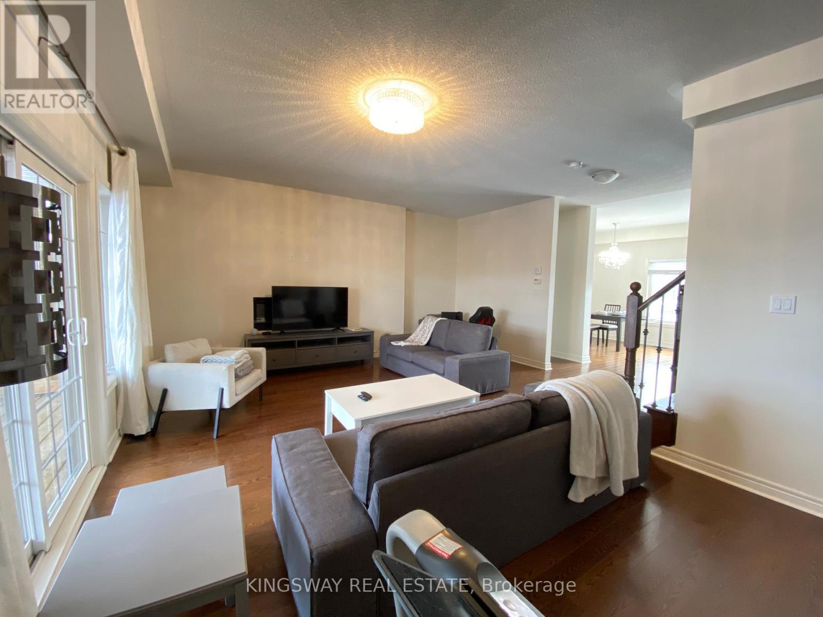 14 Mcdevitt Lane, Caledon, Ontario  L7C 3S2 - Photo 22 - W12688380