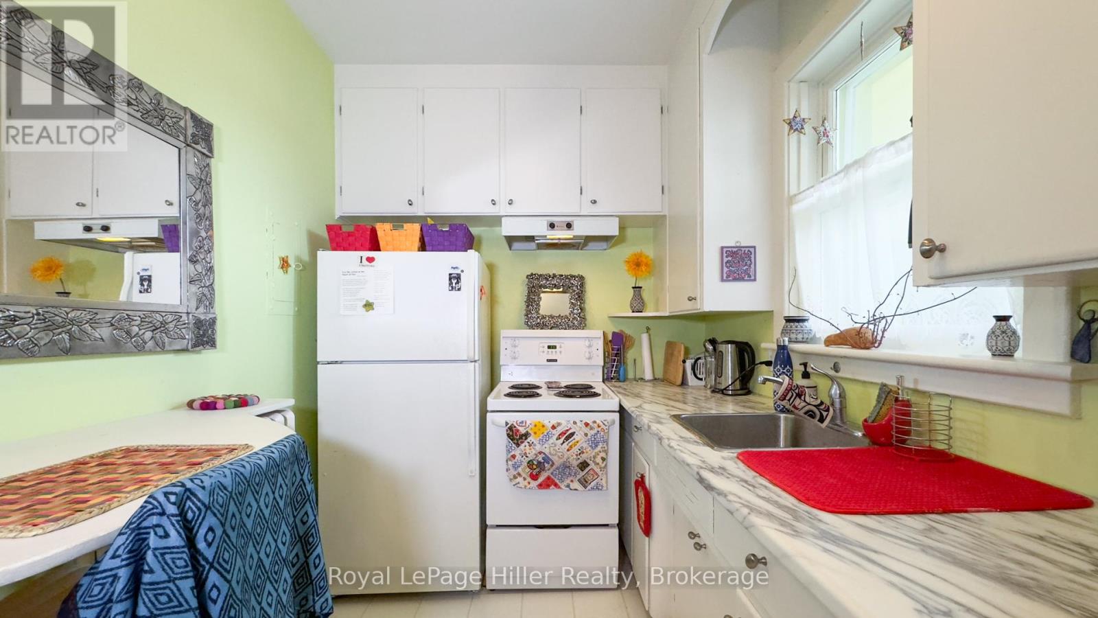 14 Nile Street, Stratford, Ontario  N5A 4B8 - Photo 12 - X12689824