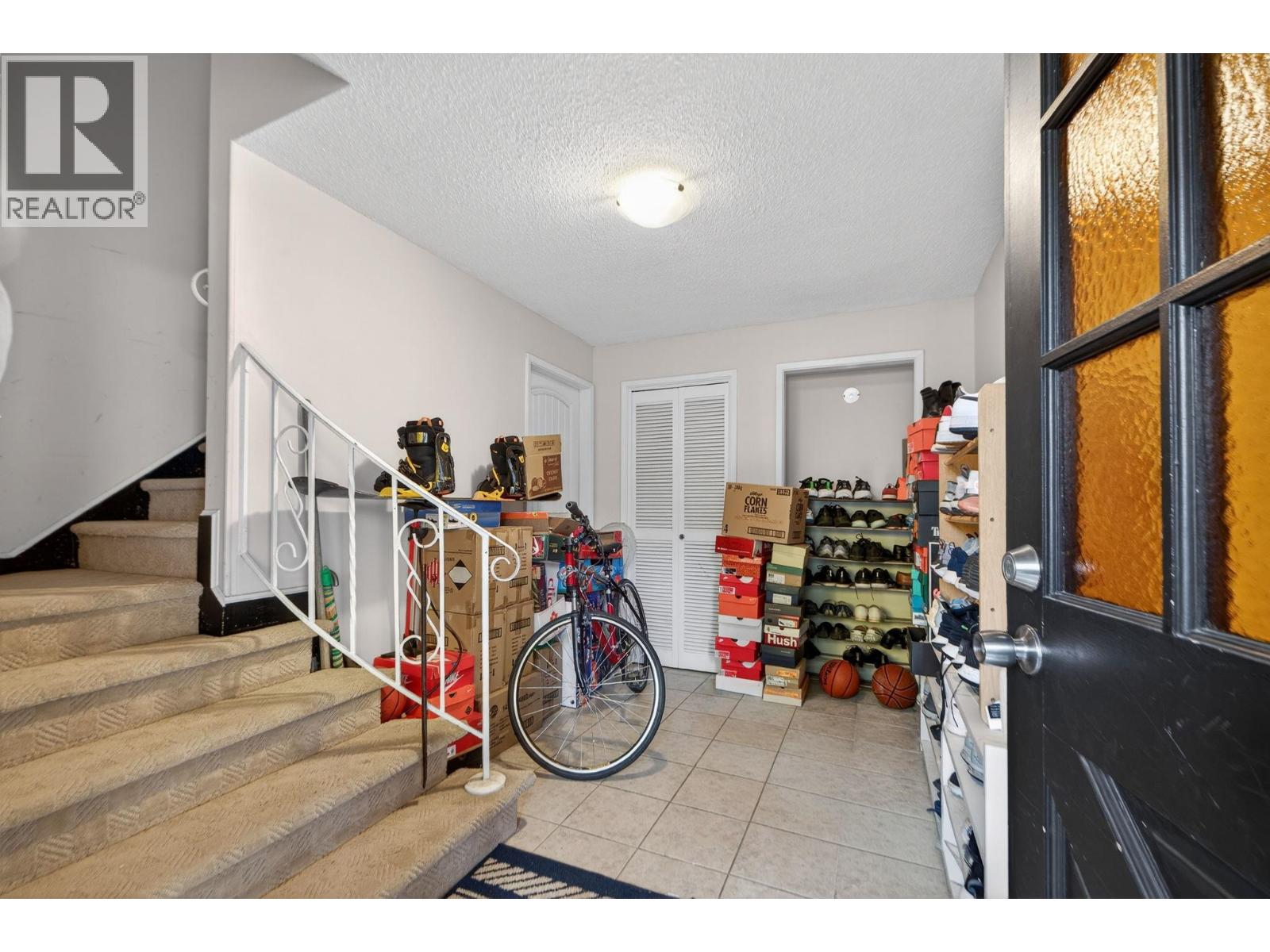 9631 Gilbert Crescent, Richmond, British Columbia  V7E 1H7 - Photo 5 - R3078205