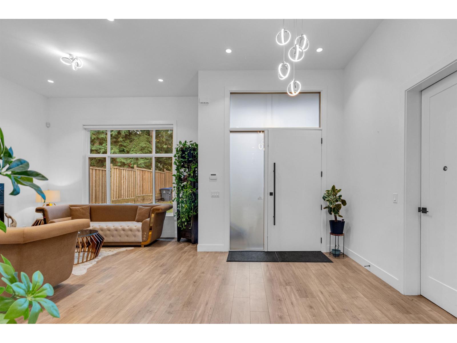 13995 79a Avenue, Surrey, British Columbia  V3W 2Z5 - Photo 10 - R3075509