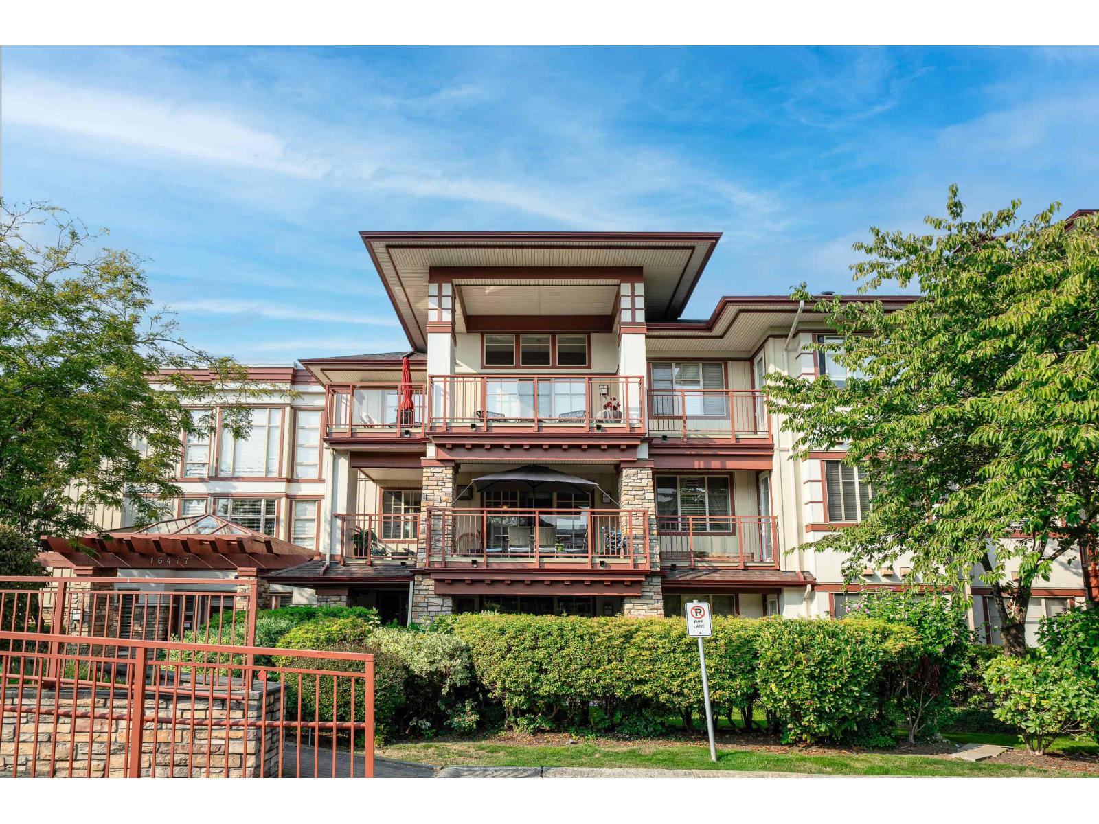 201 16477 64 AVENUE, Surrey, British Columbia