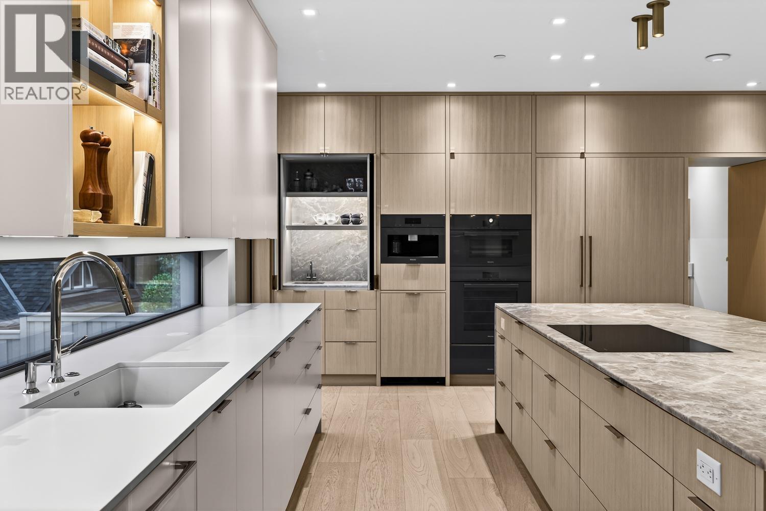 4521 Langara Avenue, Vancouver, British Columbia  V6R 1C9 - Photo 9 - R3078788