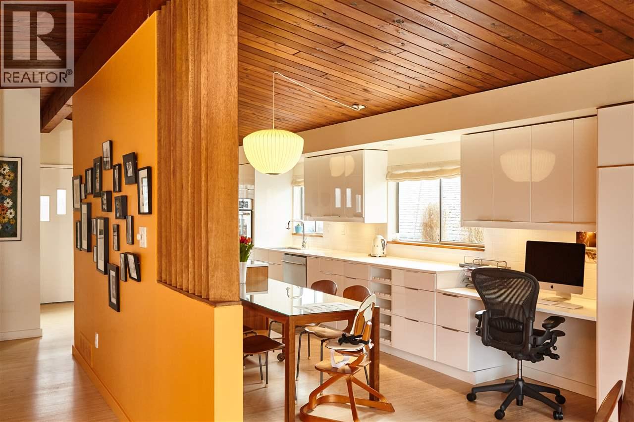 1518 E 37th Avenue, Vancouver, British Columbia  V5P 1E3 - Photo 11 - R3078805