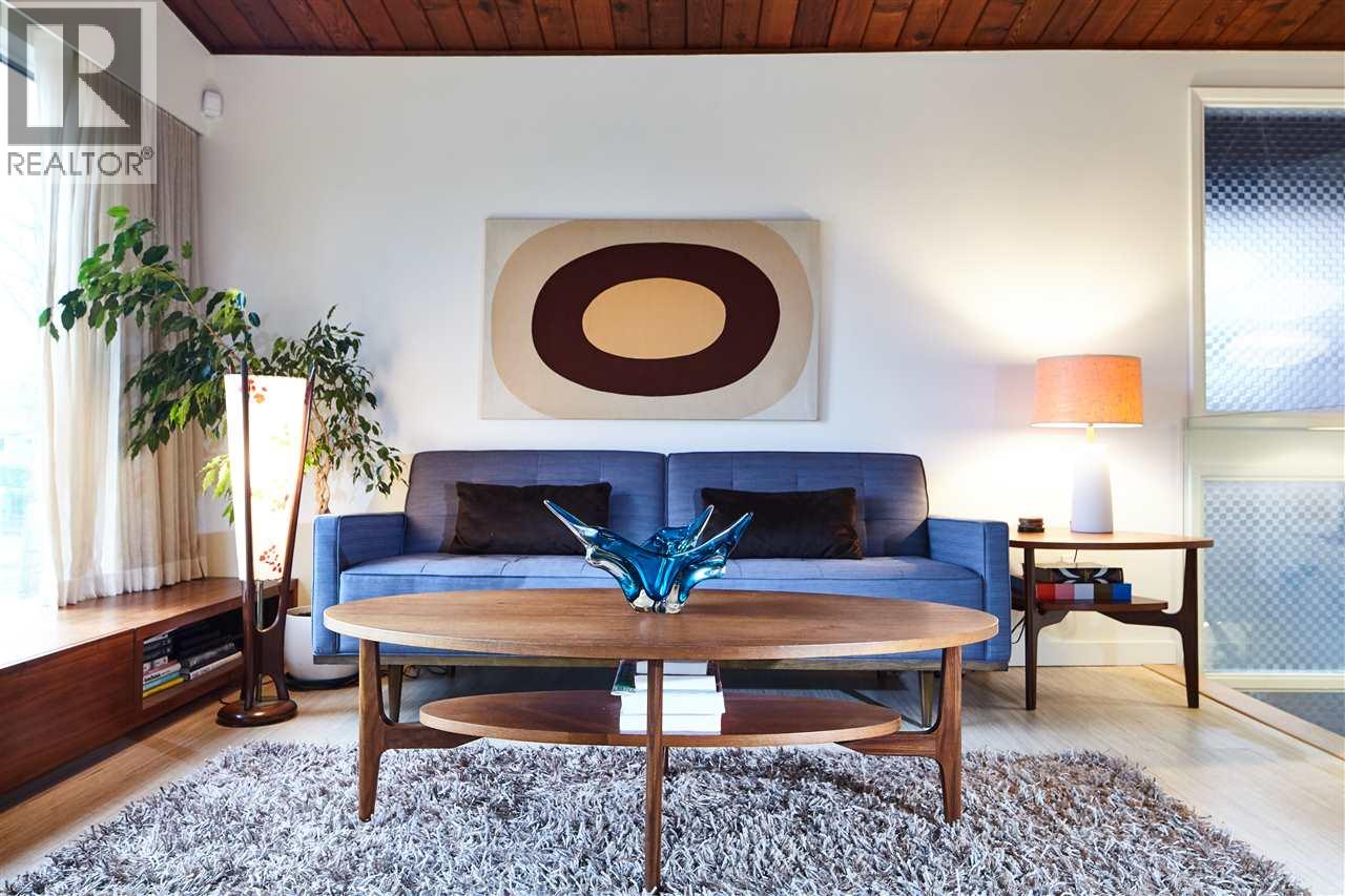 1518 E 37th Avenue, Vancouver, British Columbia  V5P 1E3 - Photo 2 - R3078805