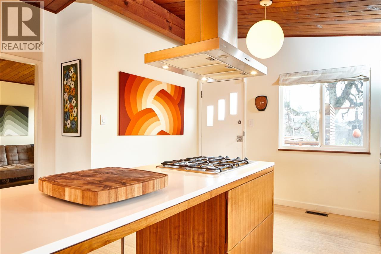 1518 E 37th Avenue, Vancouver, British Columbia  V5P 1E3 - Photo 8 - R3078805