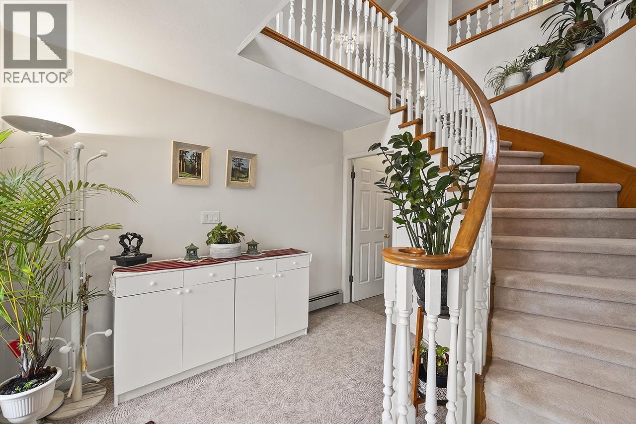 7168 Sussex Avenue, Burnaby, British Columbia  V5J 3V3 - Photo 7 - R3078790