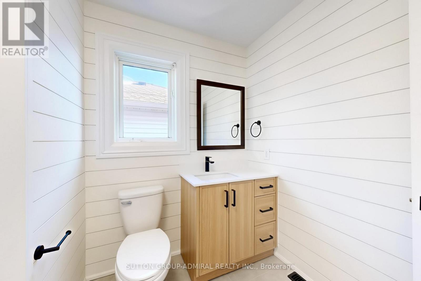 2213 Chalmers Crescent, Innisfil, Ontario  L9S 1Y6 - Photo 31 - N12689816