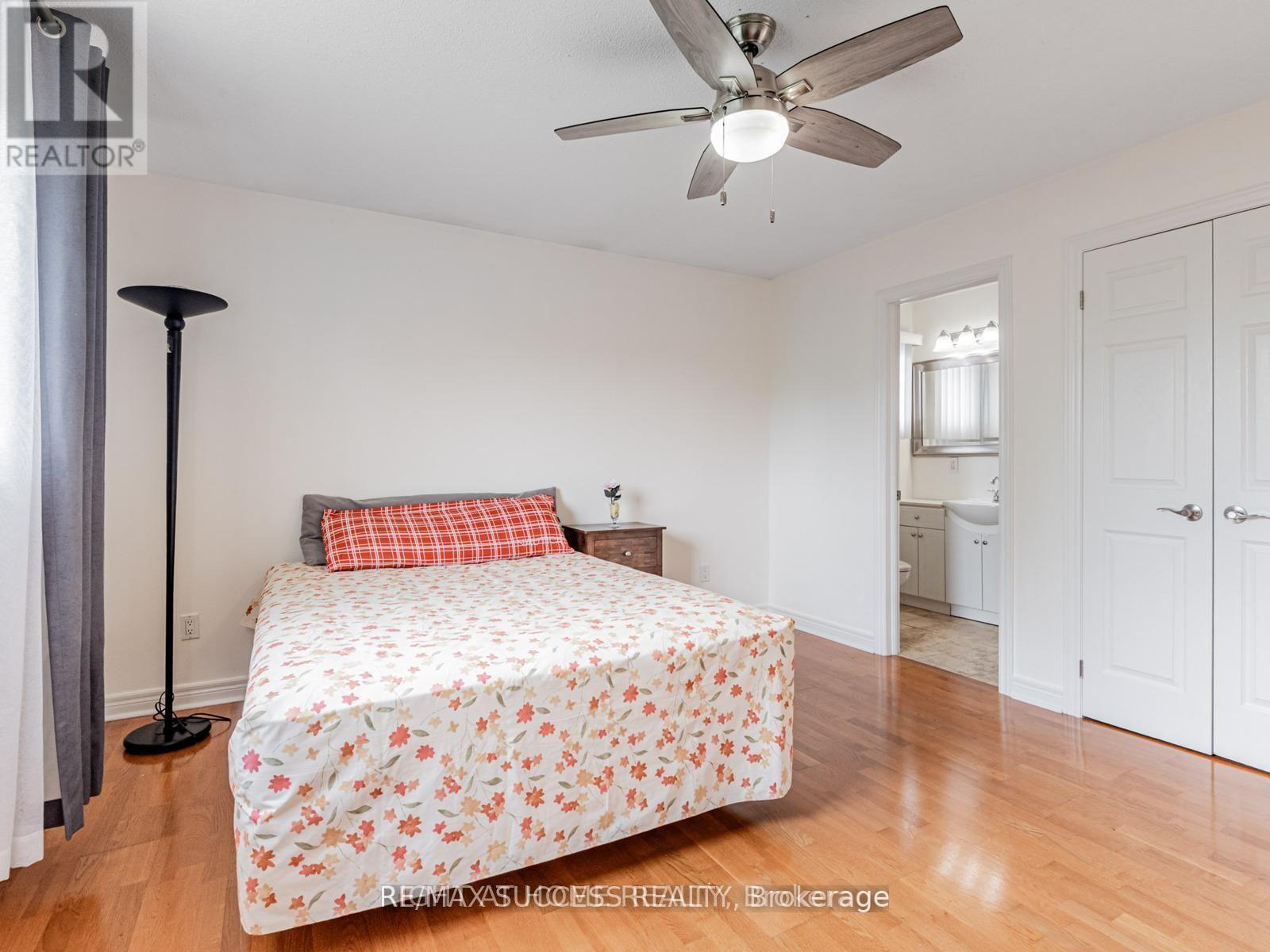 7 Point O'woods Drive, Vaughan, Ontario  L4K 2E1 - Photo 14 - N12689830