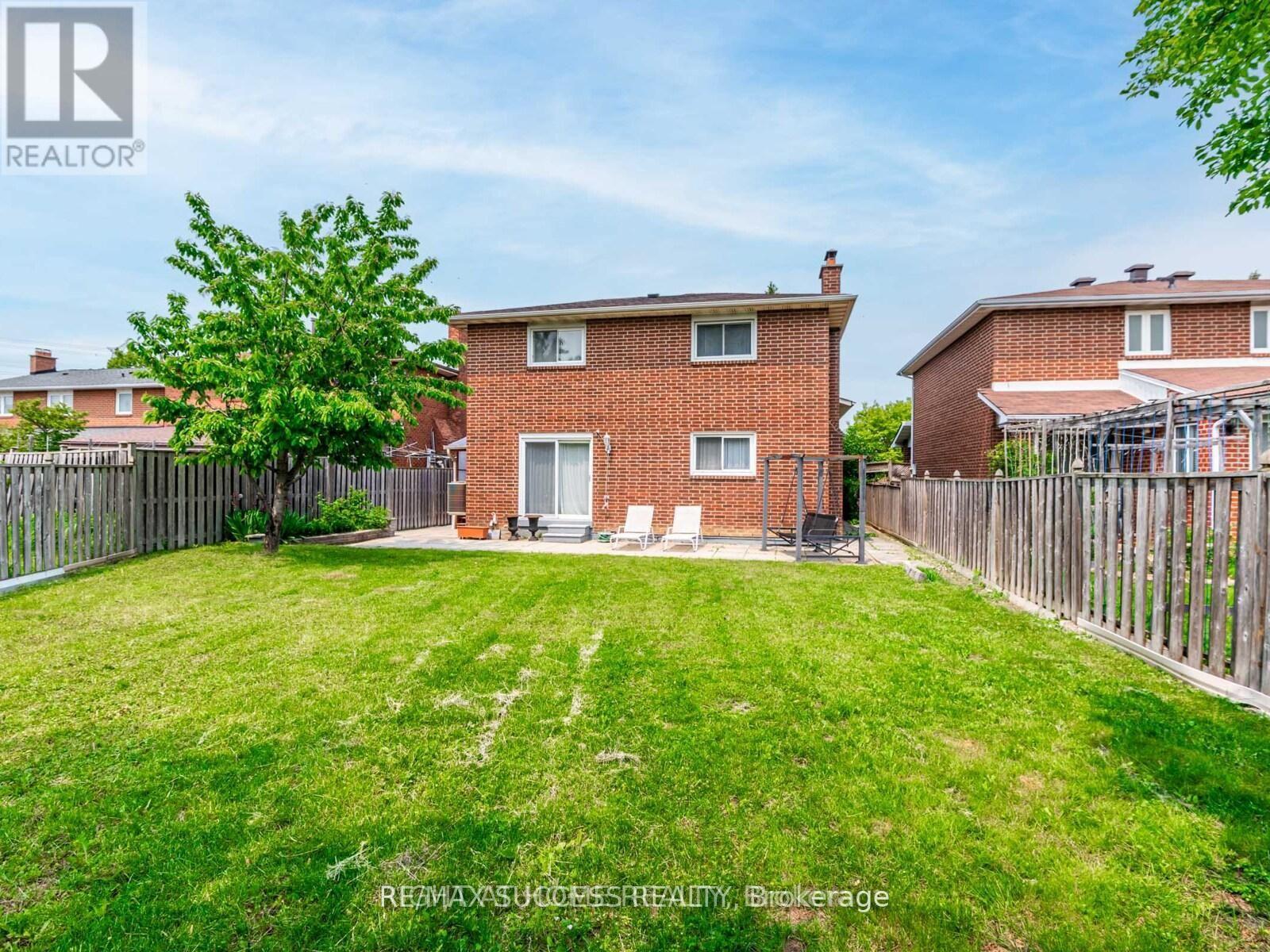 7 Point O'woods Drive, Vaughan, Ontario  L4K 2E1 - Photo 21 - N12689830