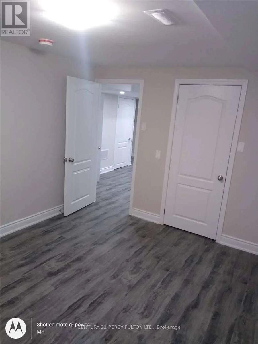 163 Ecclestone Drive, Brampton, Ontario  L6X 3R1 - Photo 4 - W12689820