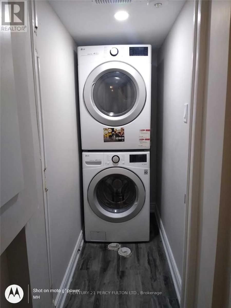 163 Ecclestone Drive, Brampton, Ontario  L6X 3R1 - Photo 7 - W12689820