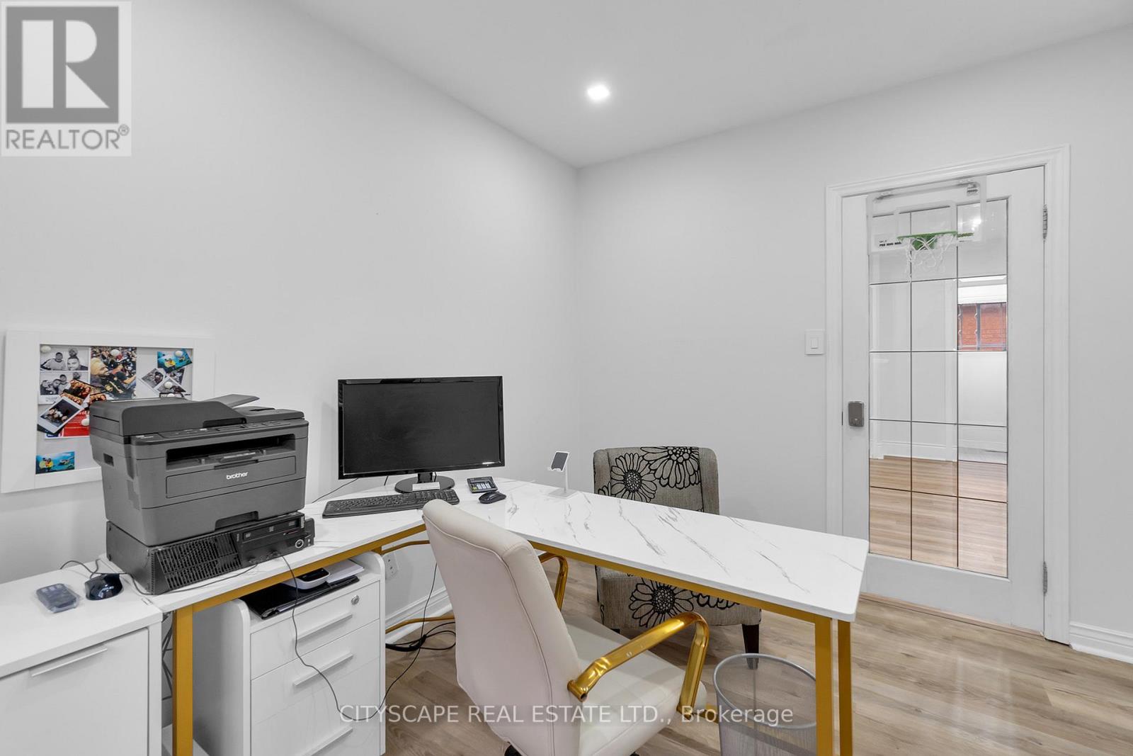 6421 Donway Drive, Mississauga, Ontario  L5V 1J4 - Photo 18 - W12689822