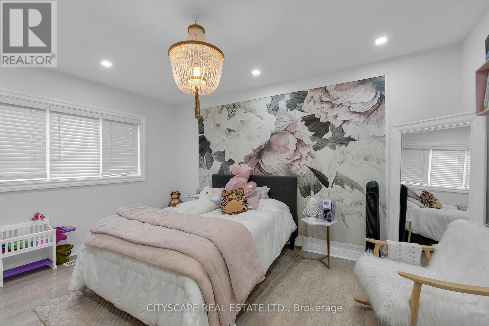 6421 Donway Drive, Mississauga, Ontario  L5V 1J4 - Photo 27 - W12689822