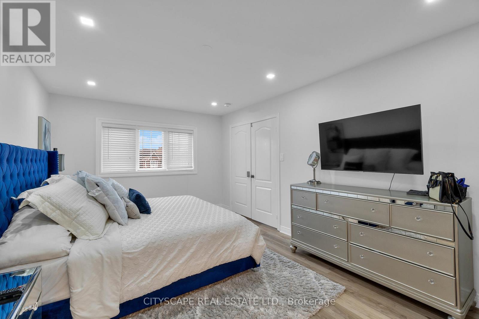 6421 Donway Drive, Mississauga, Ontario  L5V 1J4 - Photo 29 - W12689822