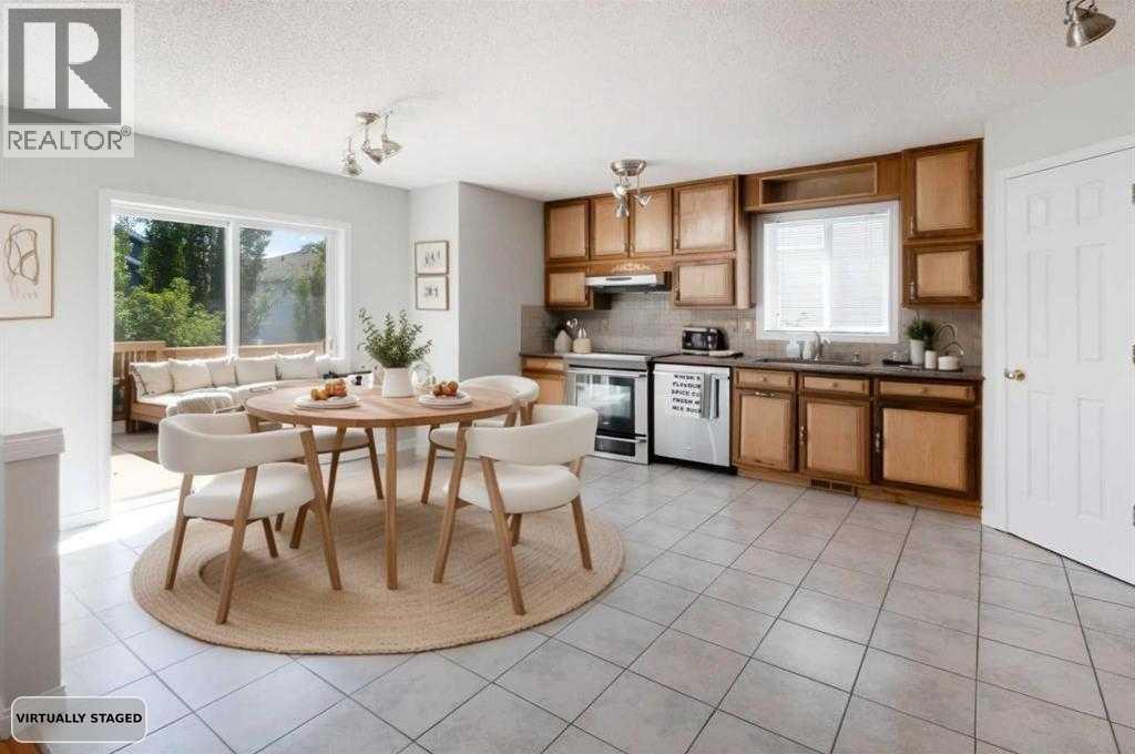 26 Rocky Ridge Heights Nw, Calgary, Alberta  T3G 4J6 - Photo 10 - A2257305