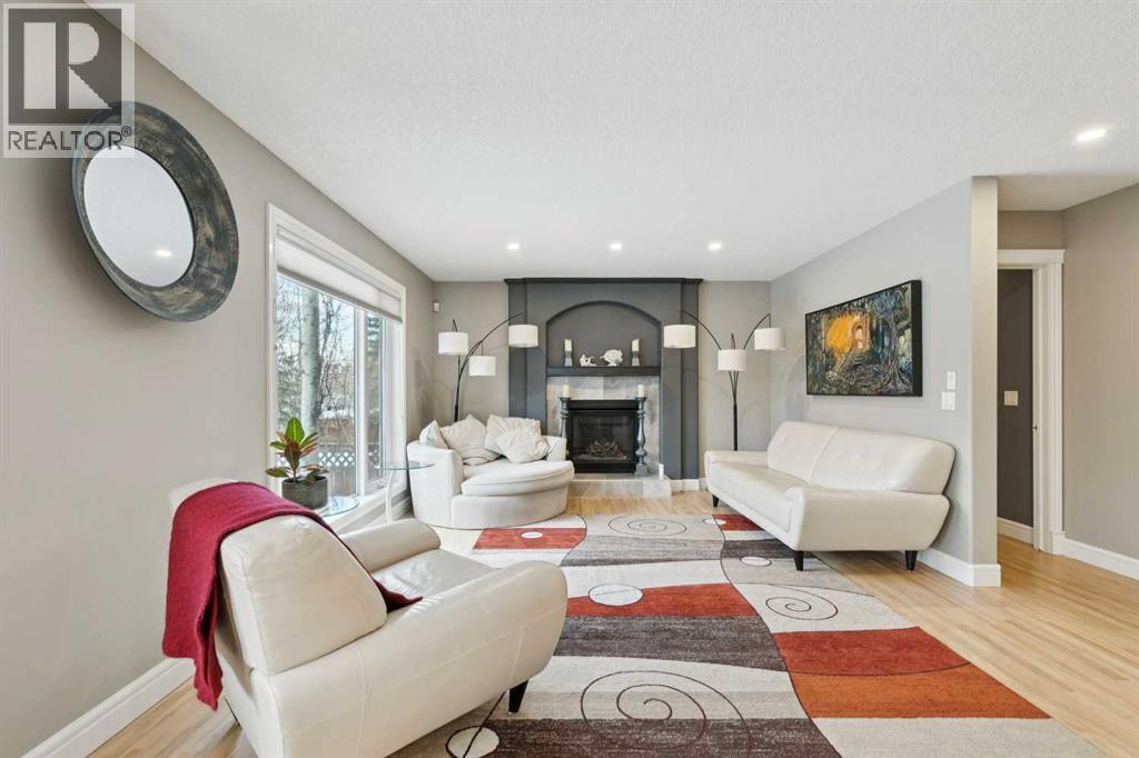 810 Wentworth Place Sw, Calgary, Alberta  T3H 4P1 - Photo 5 - A2277691