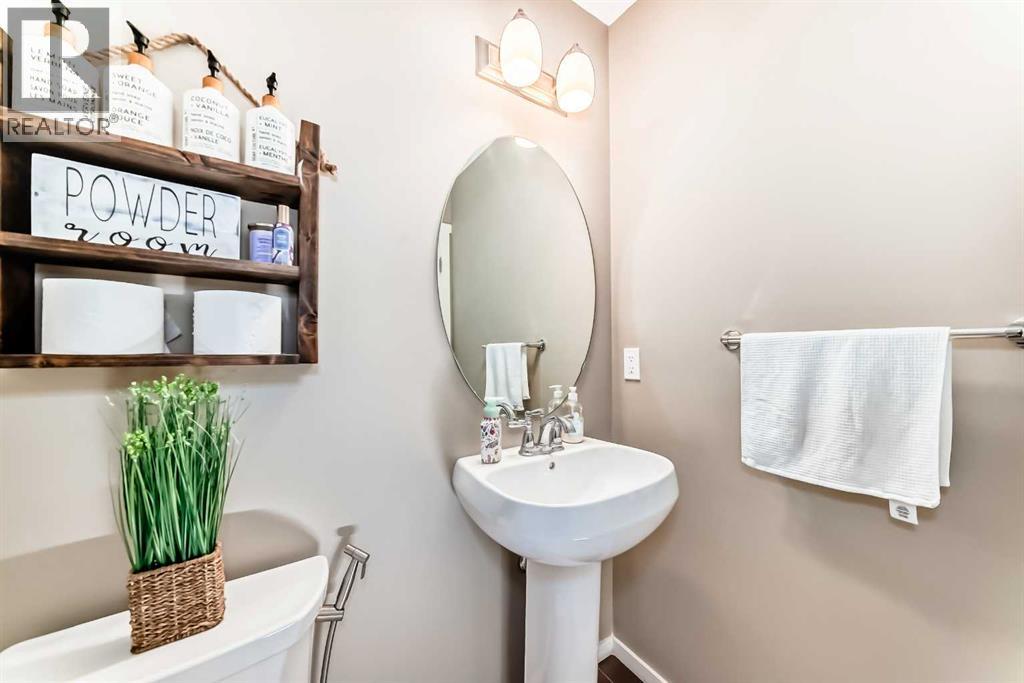 35 Nolanlake Cove Nw, Calgary, Alberta  T3R 0W2 - Photo 17 - A2274243