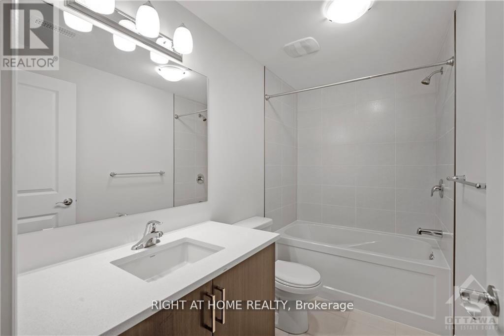 1010 Kijik Crescent, Ottawa, Ontario  K1X 0G9 - Photo 18 - X12689838