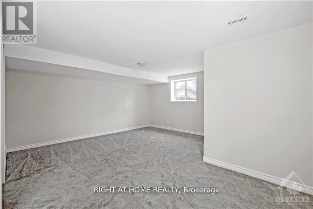1010 Kijik Crescent, Ottawa, Ontario  K1X 0G9 - Photo 19 - X12689838