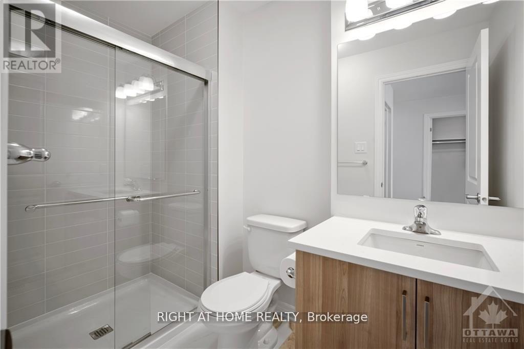 1010 Kijik Crescent, Ottawa, Ontario  K1X 0G9 - Photo 22 - X12689838