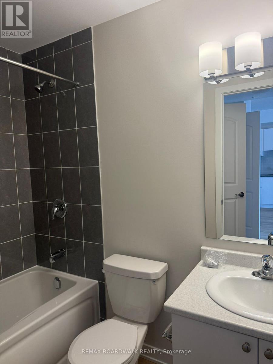 214 - 3600 Brian Coburn Boulevard, Ottawa, Ontario  K4A 5T8 - Photo 5 - X12689848