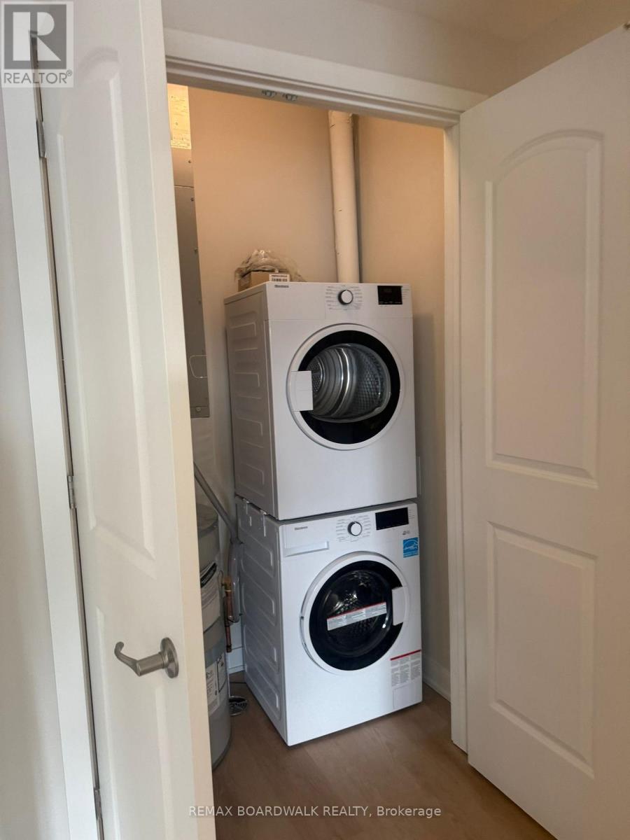 214 - 3600 Brian Coburn Boulevard, Ottawa, Ontario  K4A 5T8 - Photo 8 - X12689848