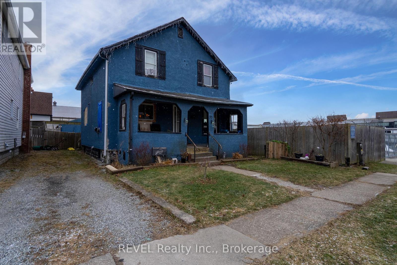 33 COZY STREET, Welland, Ontario