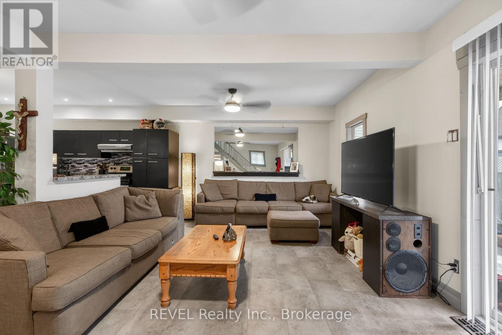 33 Cozy Street, Welland, Ontario  L3B 4G7 - Photo 14 - X12689844