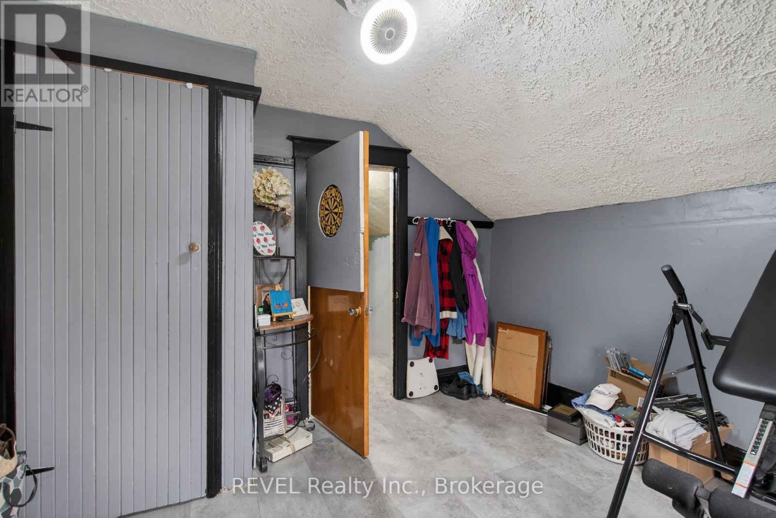 33 Cozy Street, Welland, Ontario  L3B 4G7 - Photo 19 - X12689844