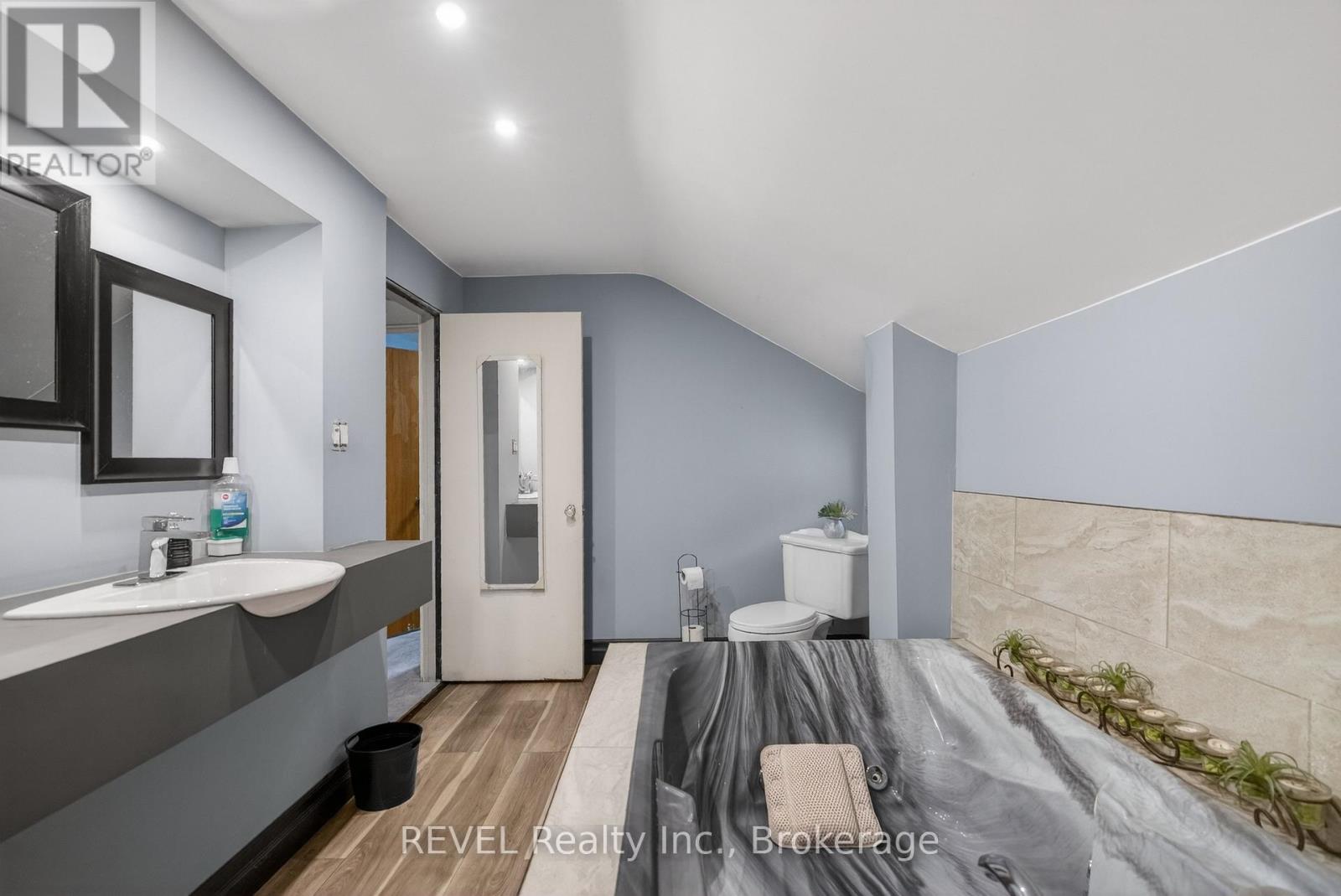 33 Cozy Street, Welland, Ontario  L3B 4G7 - Photo 27 - X12689844