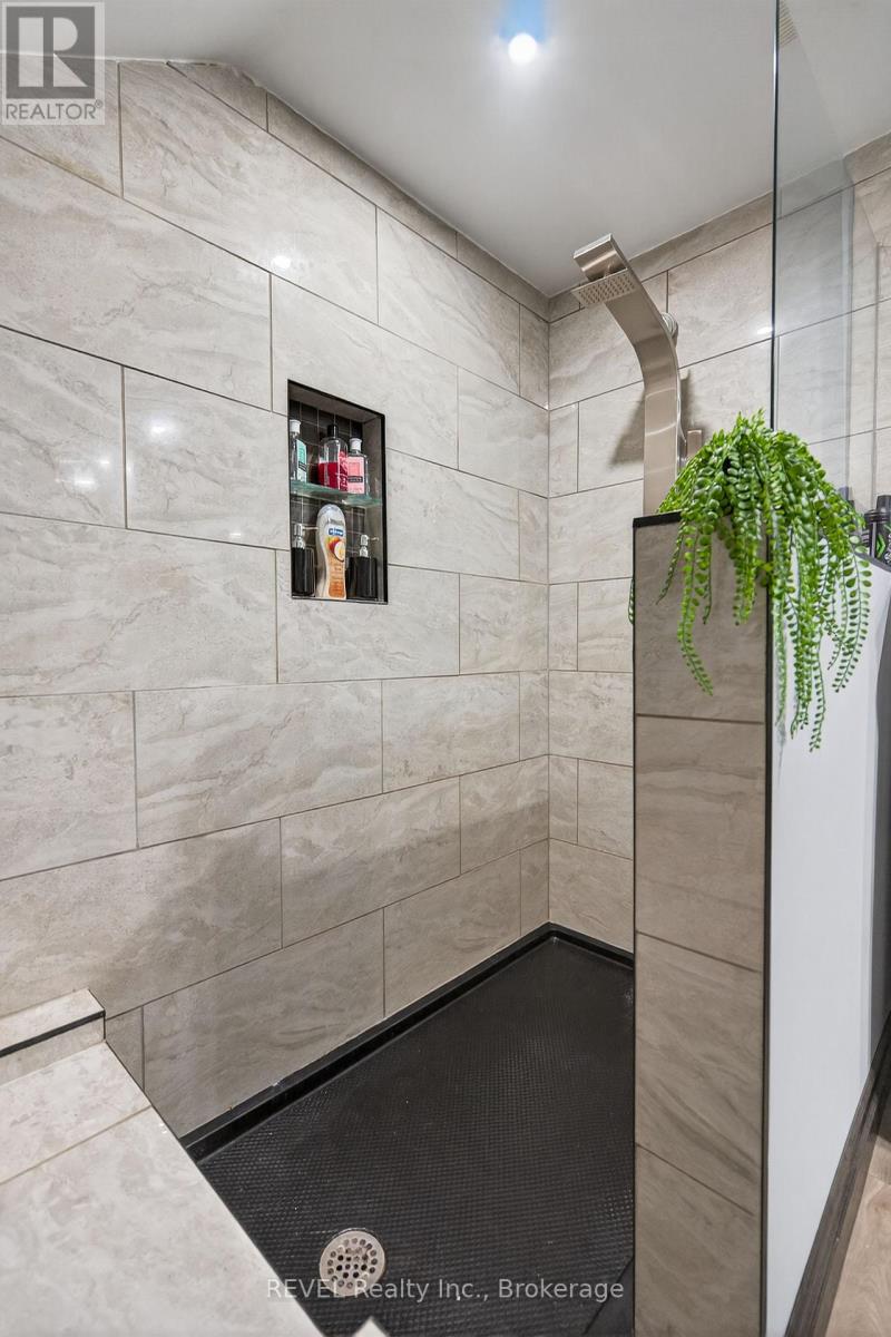 33 Cozy Street, Welland, Ontario  L3B 4G7 - Photo 29 - X12689844