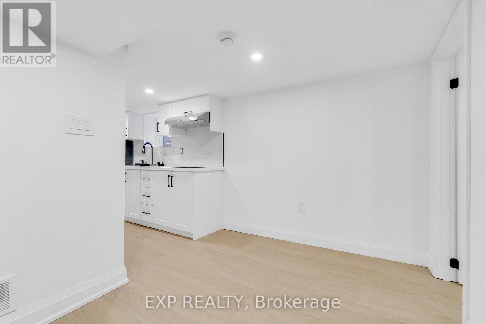 64 Lancaster Street E, Kitchener, Ontario  N2H 1M6 - Photo 35 - X12687252