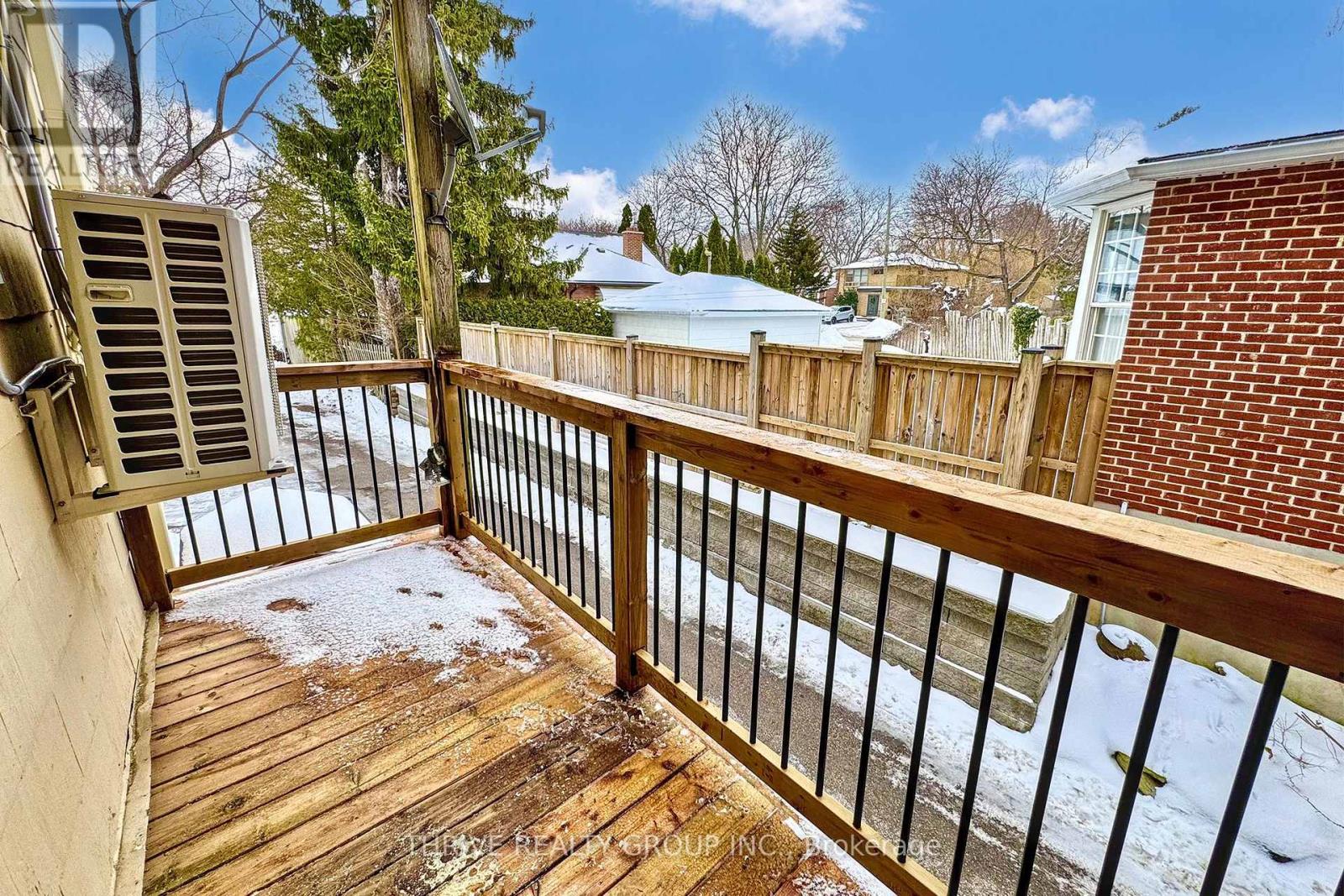 3 - 140 Ridout Street S, London South, Ontario  N6C 3X6 - Photo 14 - X12668316