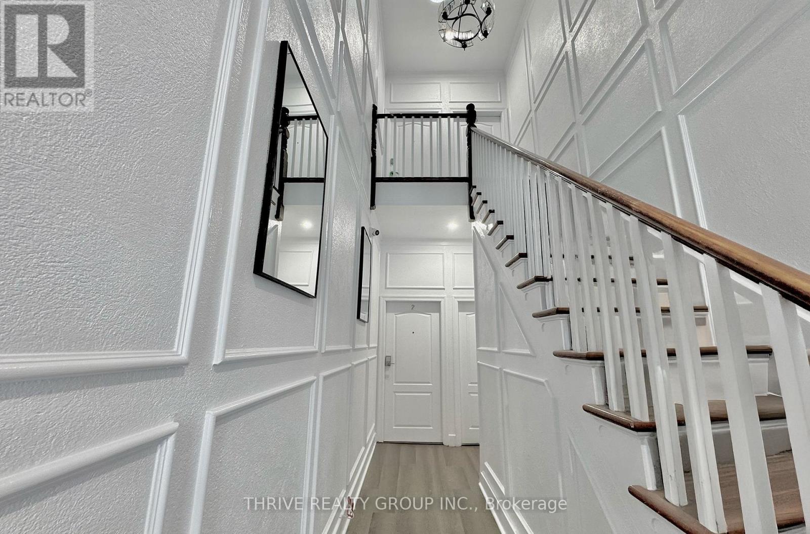 3 - 140 Ridout Street S, London South, Ontario  N6C 3X6 - Photo 4 - X12668316