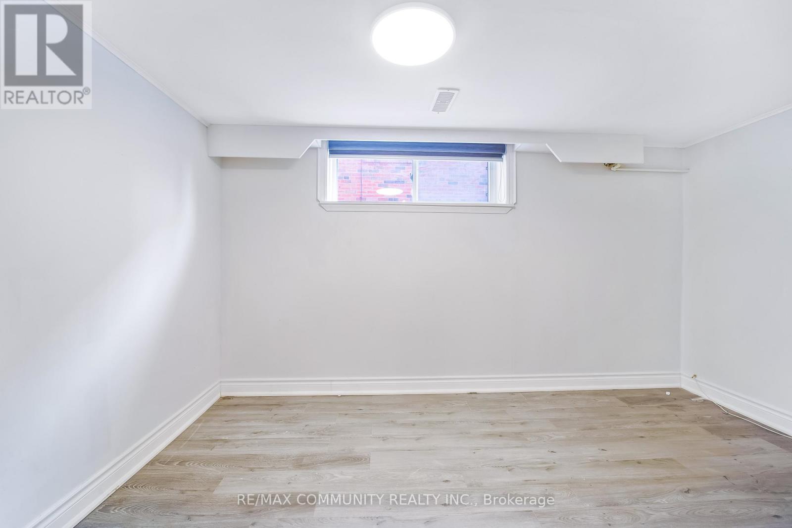 40 Aspendale Drive, Toronto, Ontario  M1P 4J6 - Photo 11 - E12689854