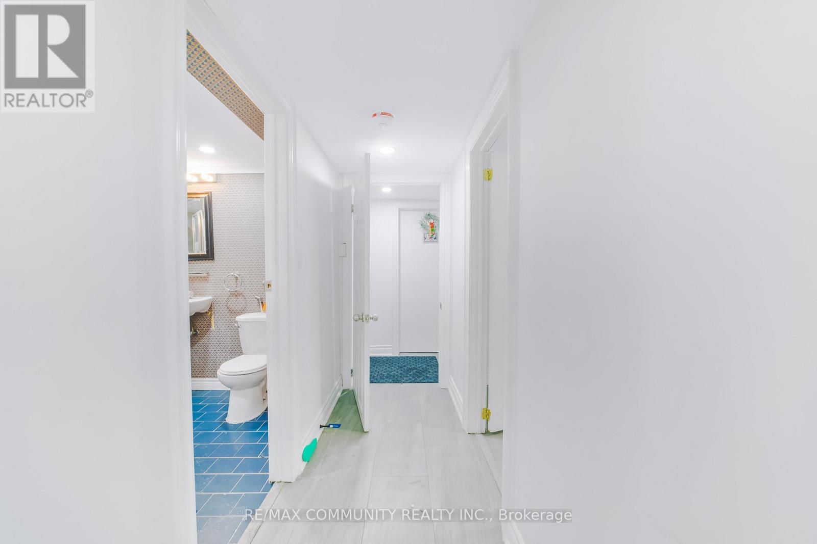 40 Aspendale Drive, Toronto, Ontario  M1P 4J6 - Photo 6 - E12689854