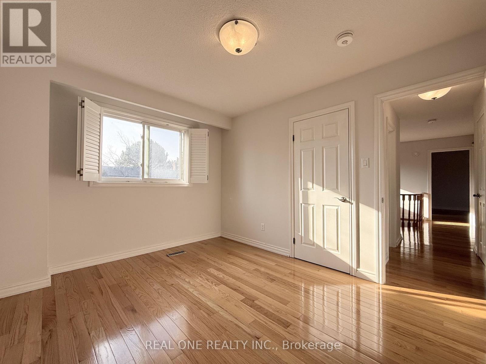 Unit 1 - 1759 Sherwood Forrest Circle, Mississauga, Ontario  L5K 2H7 - Photo 13 - W12689856