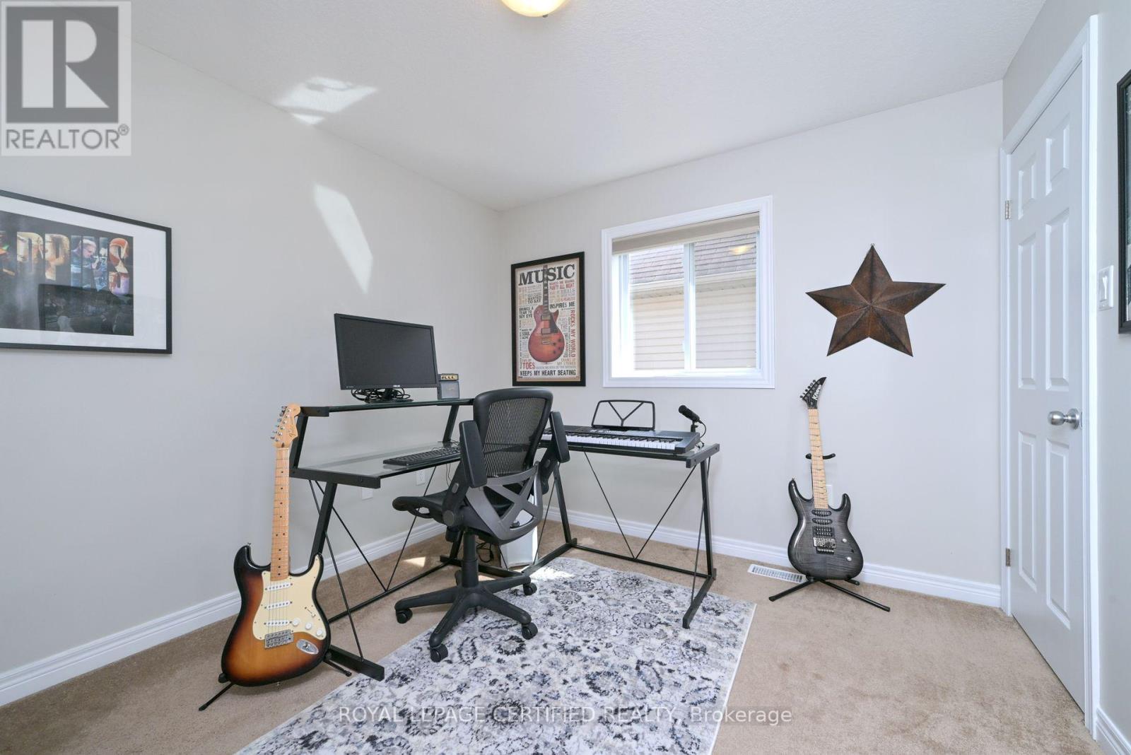 102 Oakes Crescent, Guelph, Ontario  N1E 0J5 - Photo 18 - X12689842