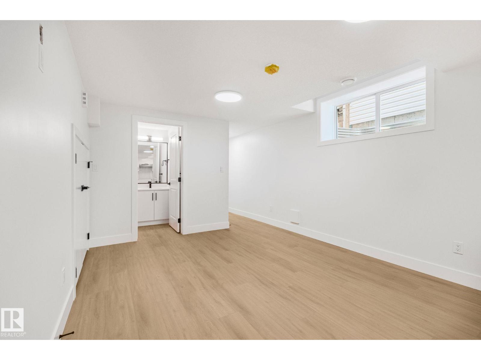 Unknown Address, ,    - Photo 34 - E4469837